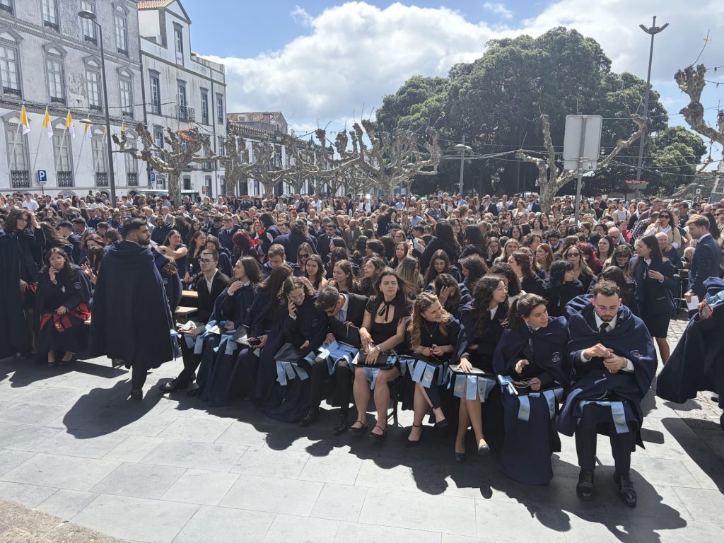 Bênção das Pastas marca Dia da Mãe e integra semana maior das Festas de Ponta Delgada, em que se celebra o Senhor Santo Cristo dos Milagres