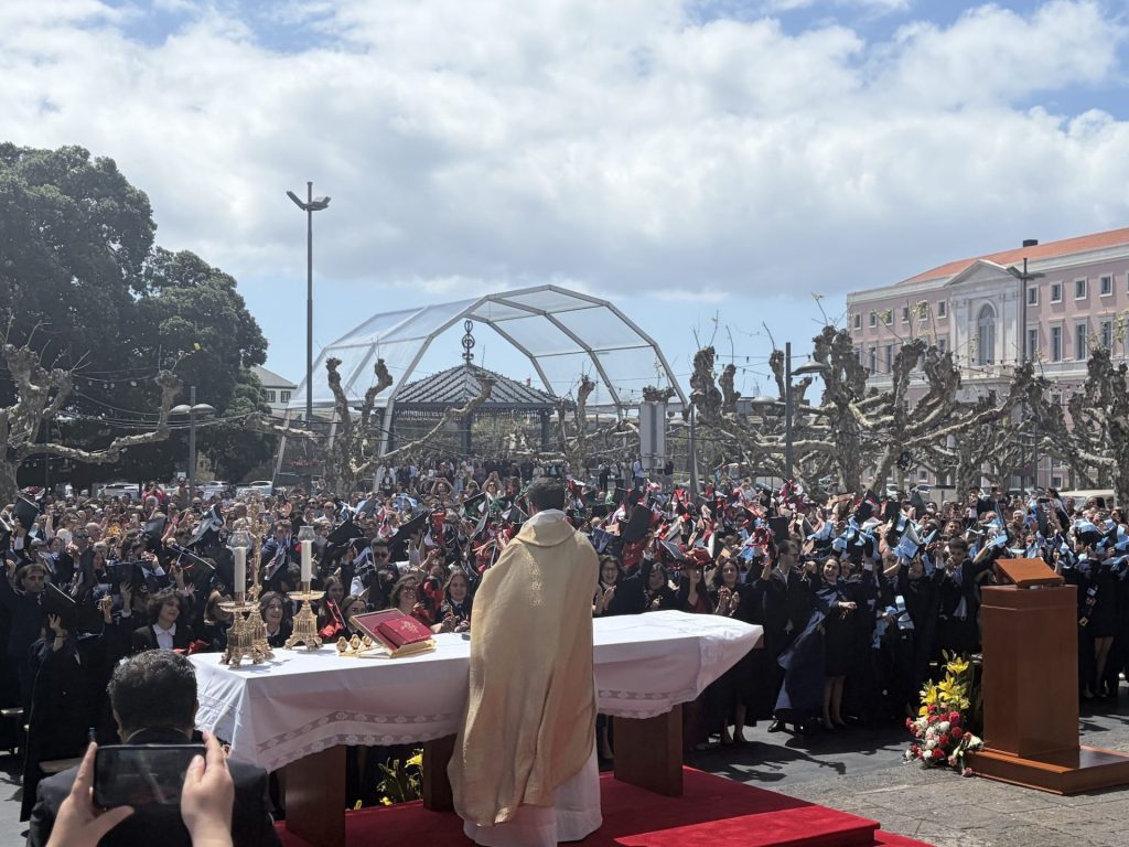Pastoral Universitária da Diocese de Angra lança convite aos estudantes para o Domingo do Senhor Santo Cristo dos Milagres