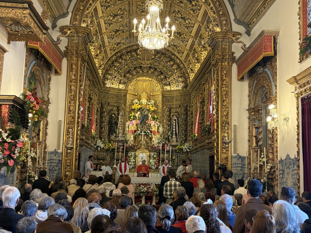Encerramento da Festa do Senhor Santo Cristo marcado por apelo à beatificação de Madre Teresa da Anunciada