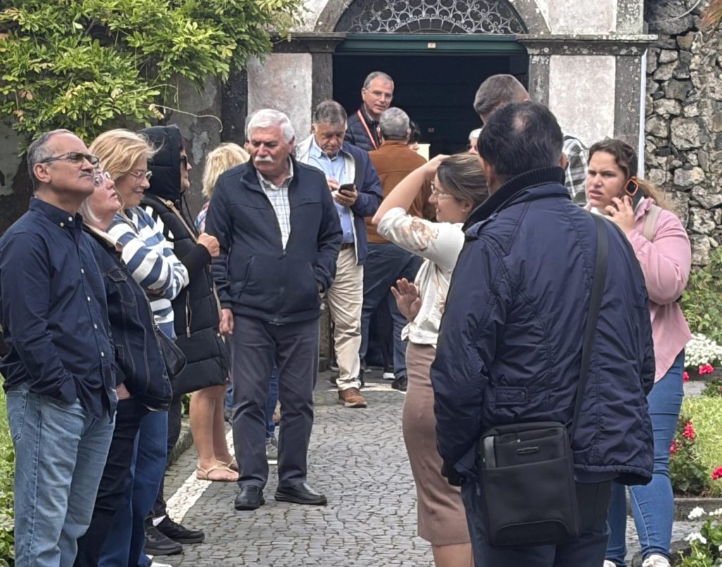 “É como se fosse um Céu aberto”: a emoção dos fiéis ao entrar pela primeira vez no Convento da Esperança exprime a importância de uma igreja de portas abertas
